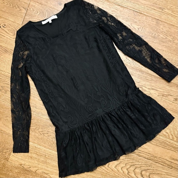 Lovers + Friends black lace dress - Picture 3 of 10
